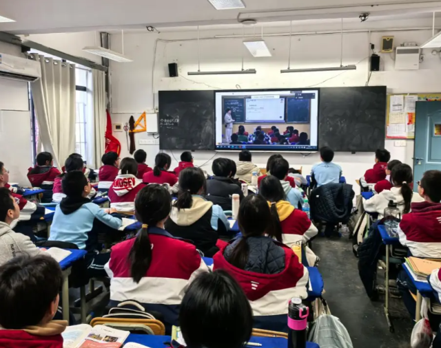 做到数据一次报送多次运用有效减轻了底层学校的填写负担 做到数据一次报送多次运用有效减轻了底层学校的填写负担